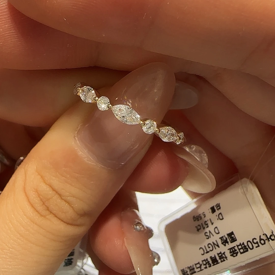 18K金镶嵌实验室培育钻石熙*马眼排戒 16