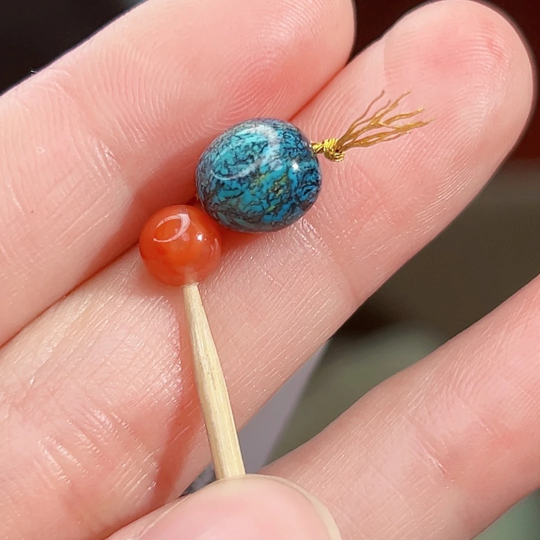 南红玛瑙未镶嵌珠宝奇石