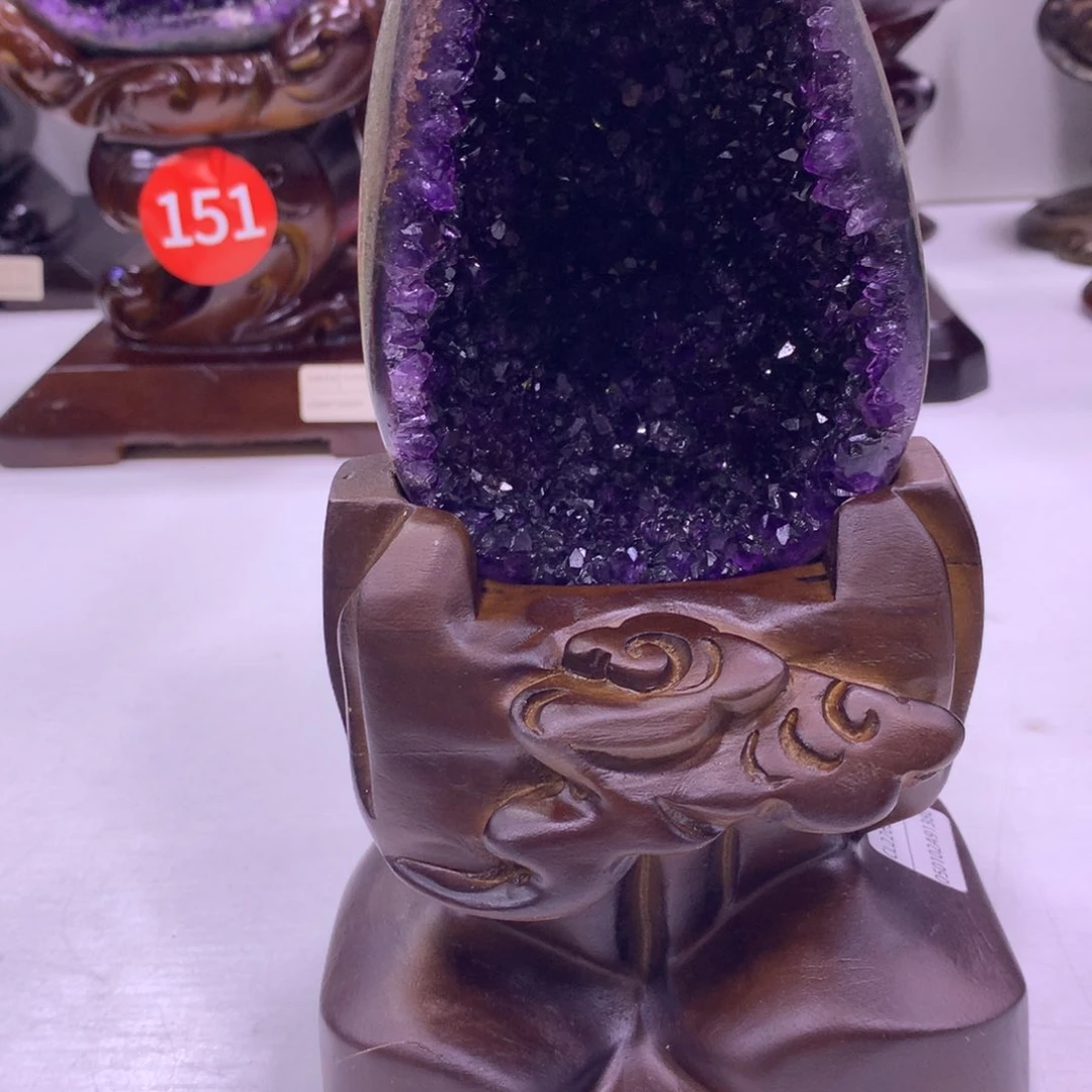 织绣乌拉圭紫水晶摆件