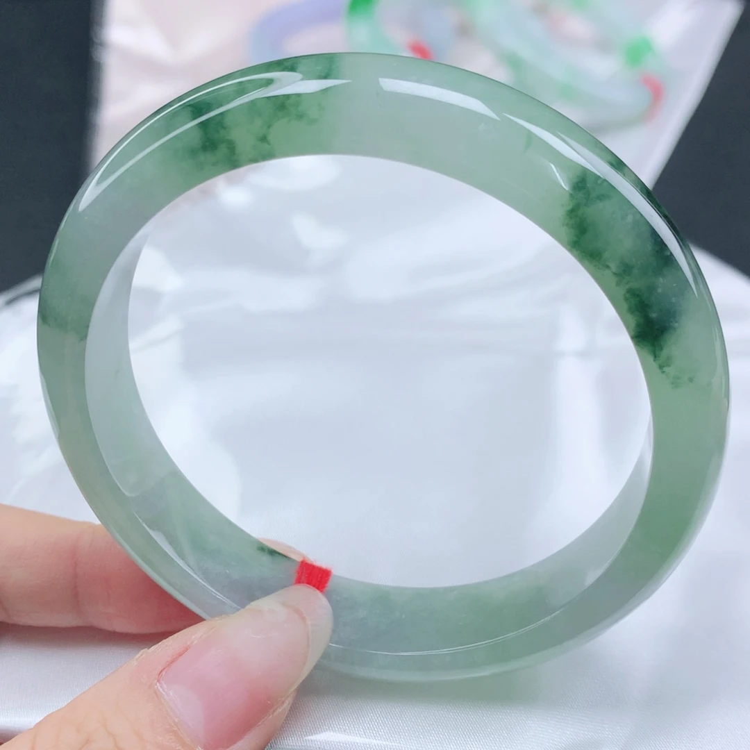 翡翠未镶嵌手镯缅甸60.7冰种冰绿飘绿花正圈