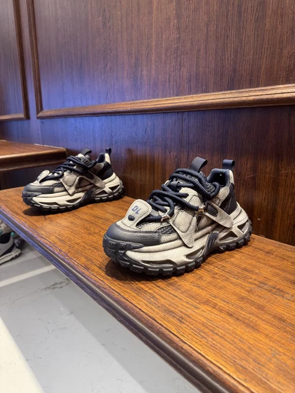 欧货时尚轻奢老爹鞋春秋款厚底皮面圆头系带舒适百搭休闲鞋