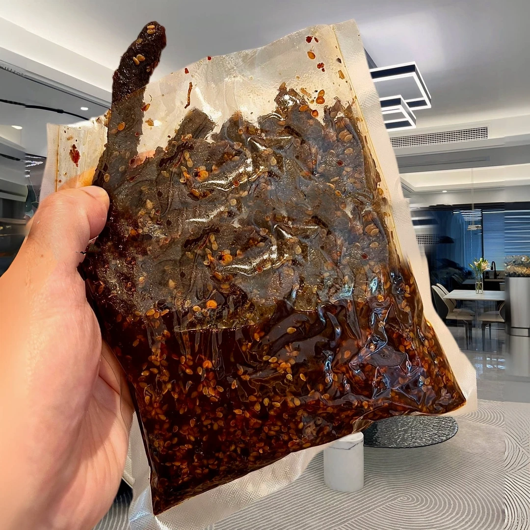 原切牛肉条四川蜀香藤椒麻辣牛肉干解馋小零食好吃到舔手指