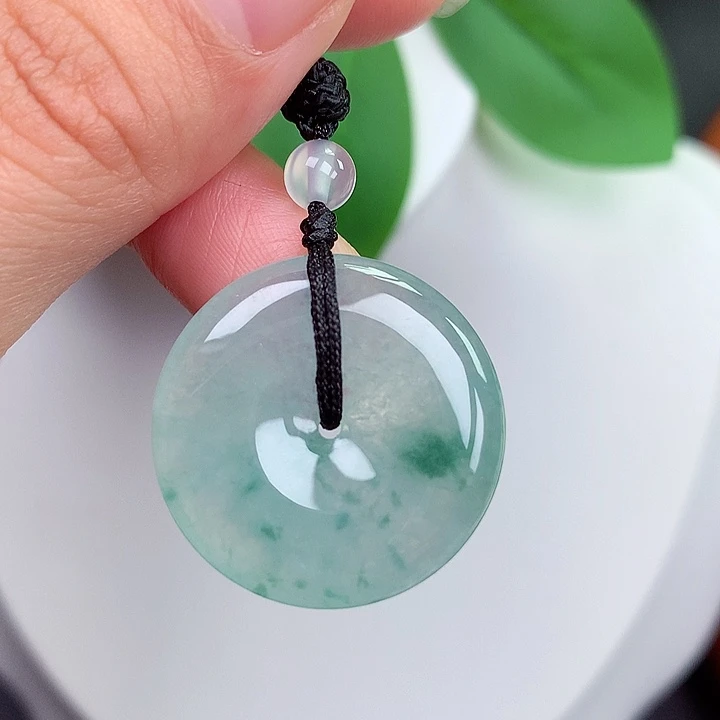 颈饰未镶嵌翡翠平安扣 24.9x4.8mm