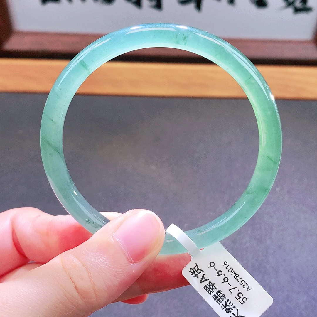 翡翠未镶嵌手镯天然翡翠