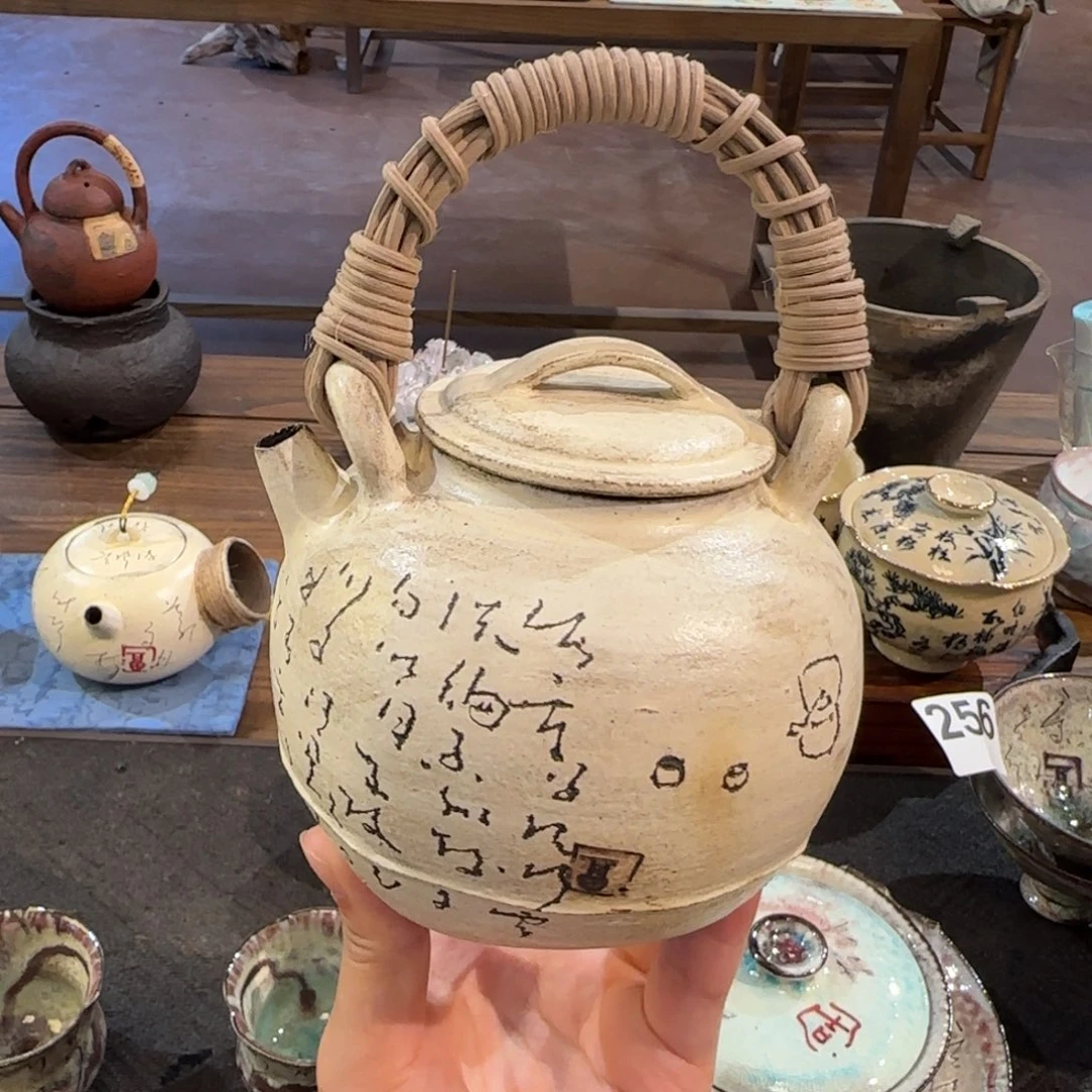 景德镇手作器皿了