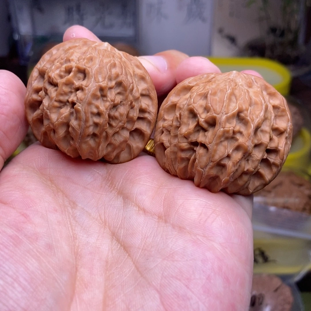 文玩核桃吊坠全品41.5尺磨盘红皮山地展台品