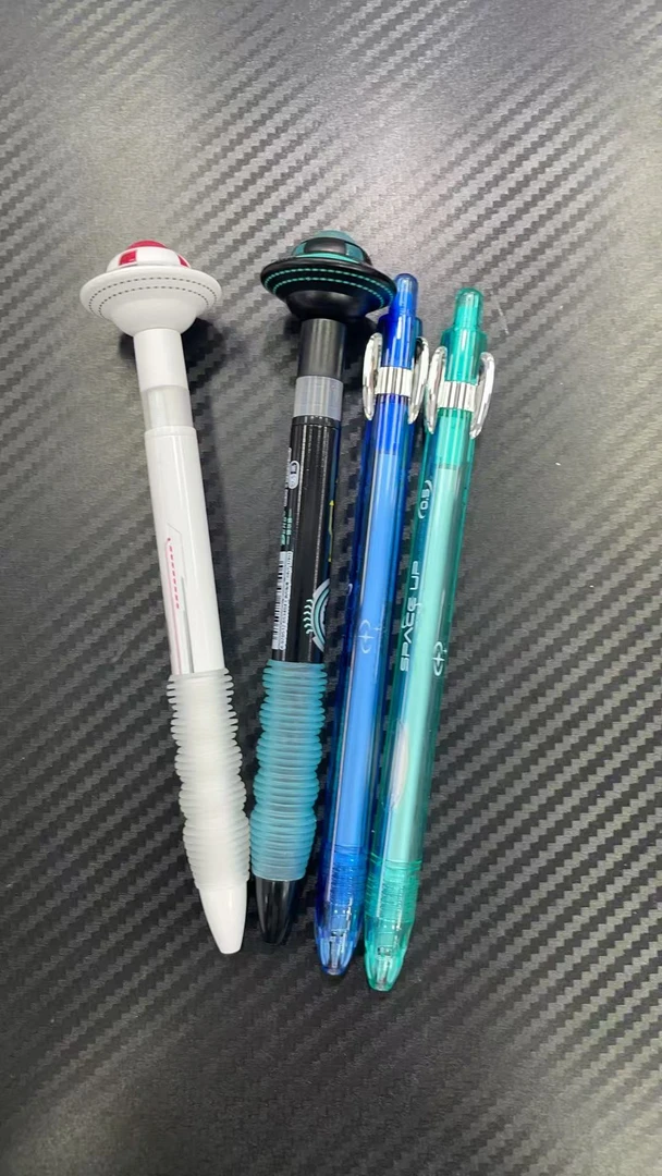 发2支德尔施“飞碟”➕2支玩转。黑墨。掉封蜡不售后。