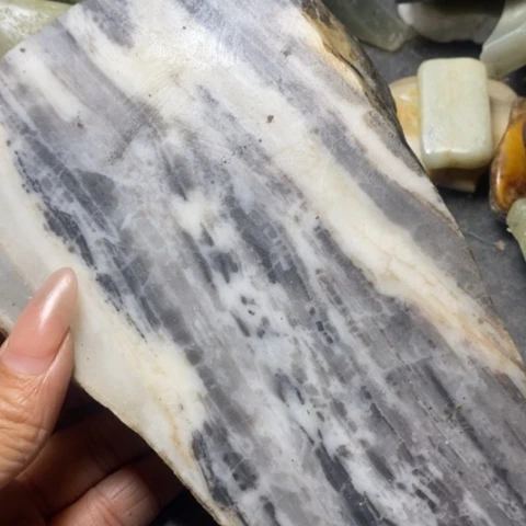 未镶嵌和田玉（糖玉）挂件