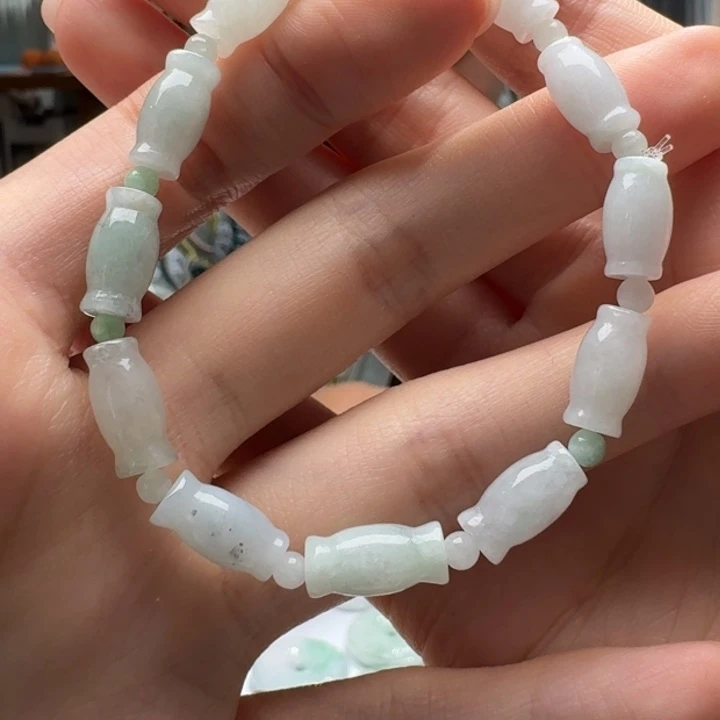 未镶嵌挂件翡翠福利1个，不包邮，拍一单邮费发货