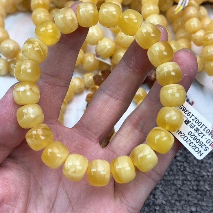 琥珀未镶嵌珠宝奇石28