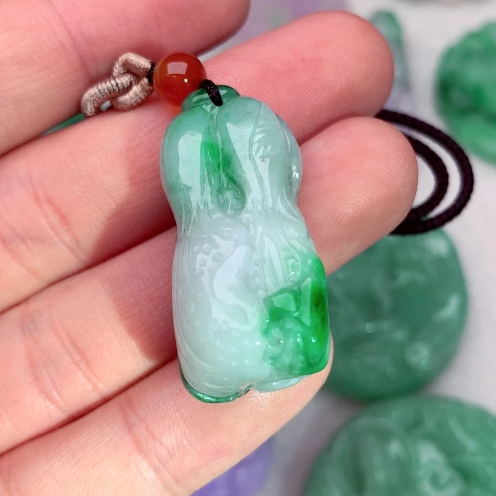 翡翠吊坠(不含链)未镶嵌
