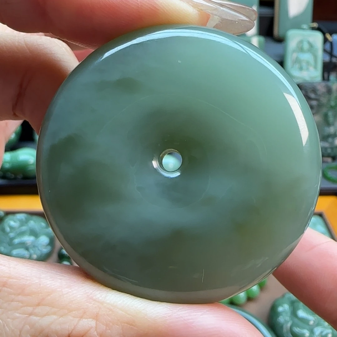 和田玉（碧玉）吊坠(不含链)未镶嵌