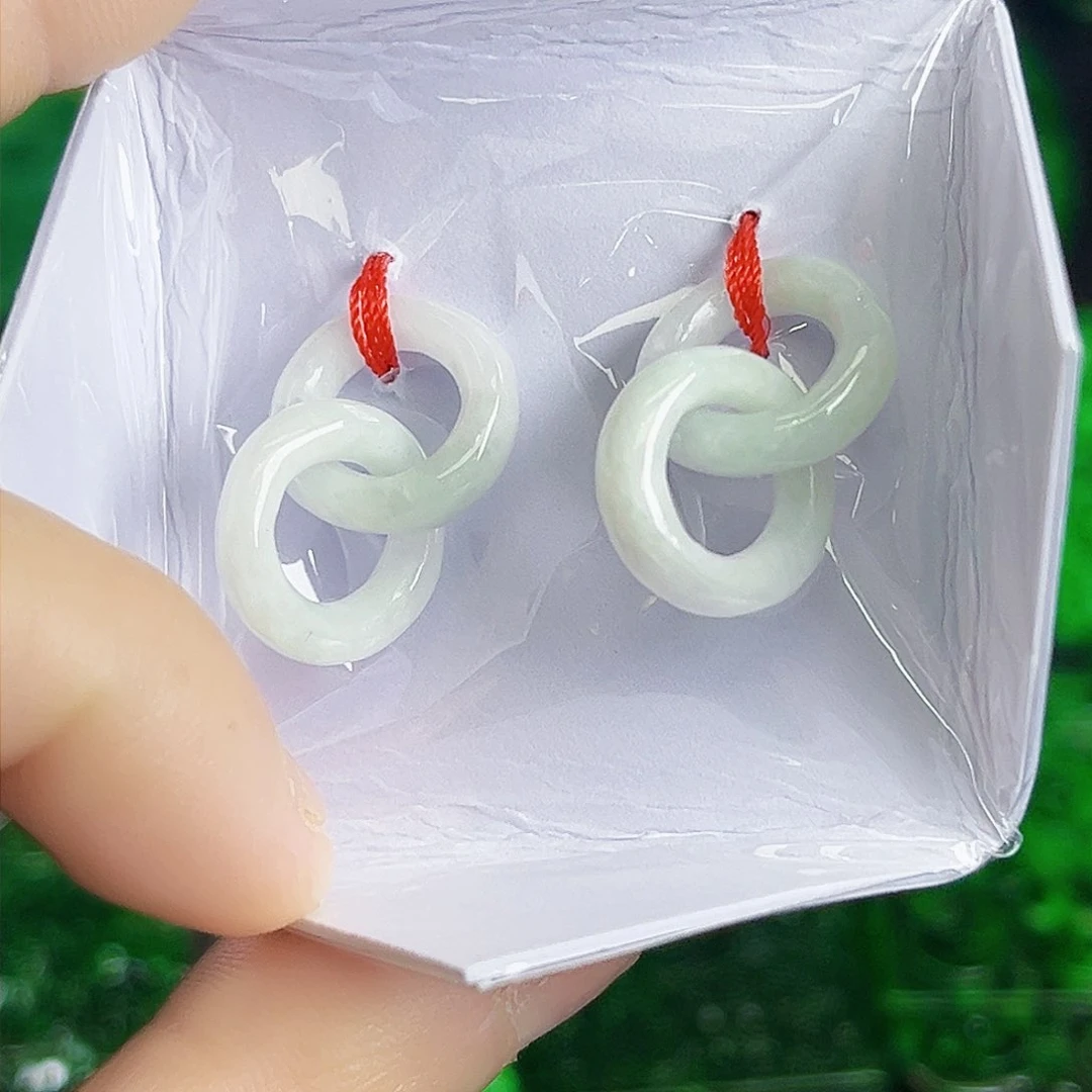 颈饰未镶嵌翡翠多样性