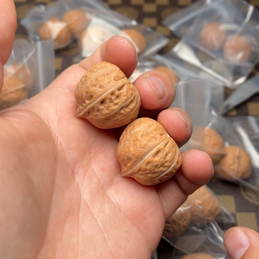 文玩核桃把件360000000000