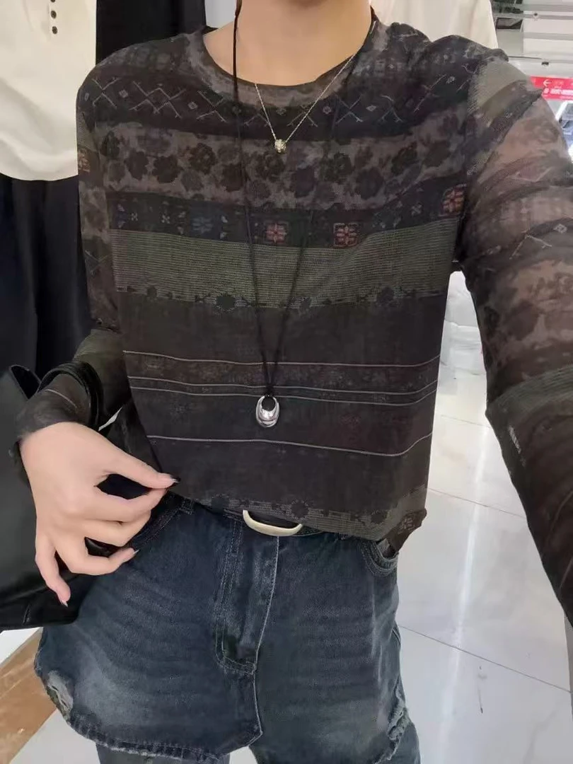 3美丽姐的秋款弹力双层纱长袖上衣
