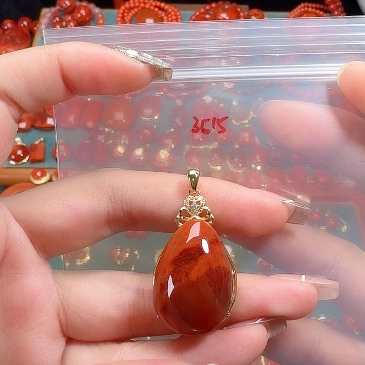南红玛瑙银S925镶嵌吊坠