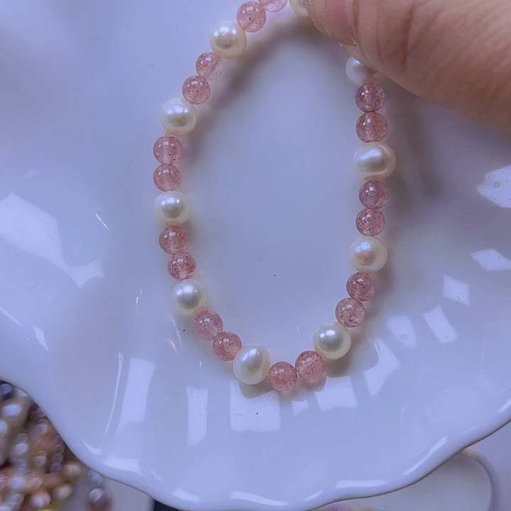 淡水珍珠手绳合金