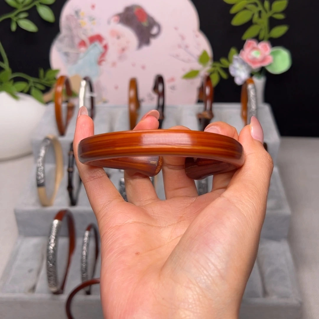 楊***子藤类手串/手链金刚藤手镯