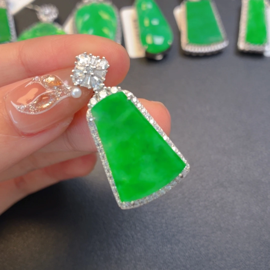 翡翠银S925镶嵌颈饰