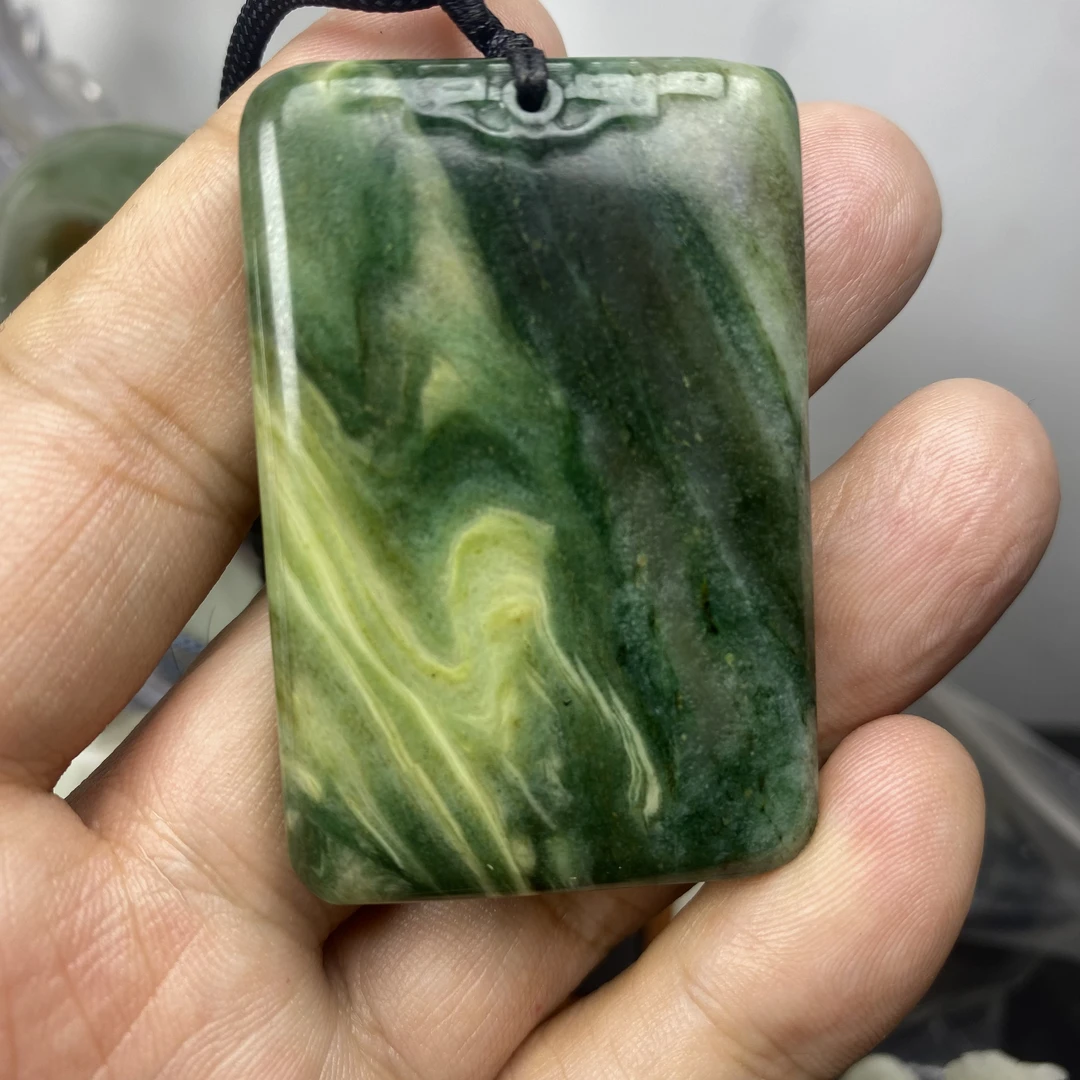 独山玉凤凰无事牌山水意境经典平安玉坠 天蓝色风景牌