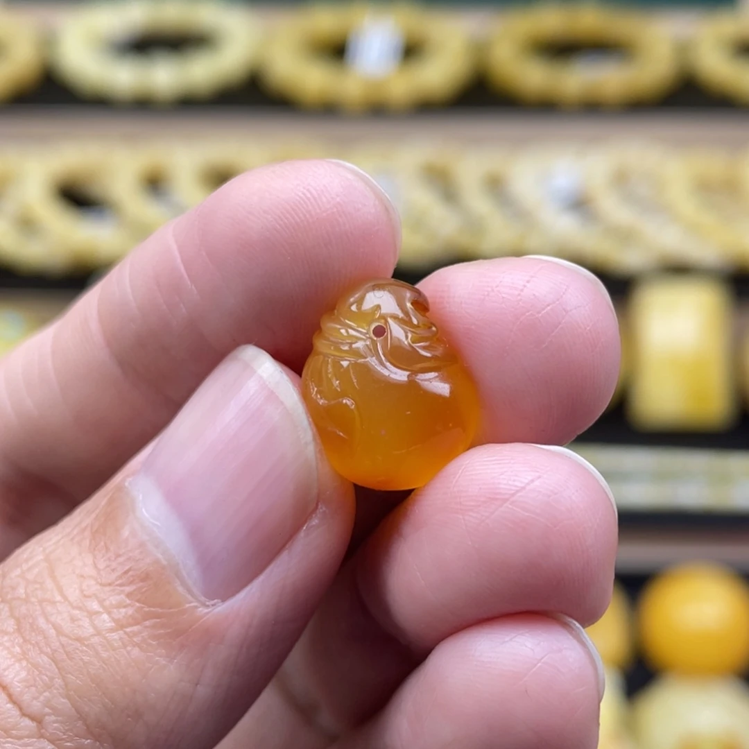 琥珀裸石未镶嵌琥珀蜜蜡