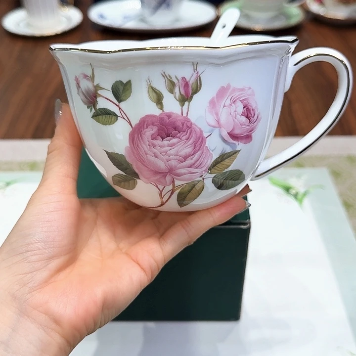 瓷片杯子杯子杯子水杯杯子水杯