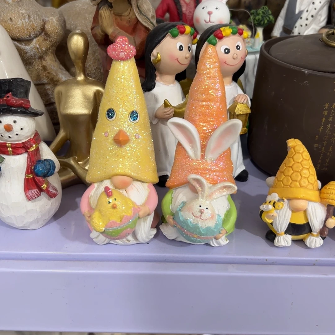 M***）树脂工艺品默认瑕疵 看好再拍