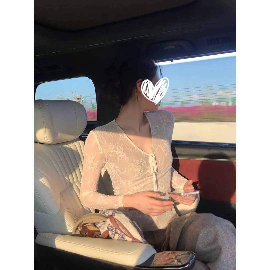 秋季新款长袖t恤气质百搭修身设计感蕾丝针织上衣