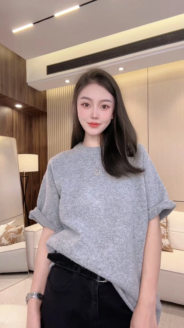 女中长款薄款常规灰色打底韩版衫圆领针织