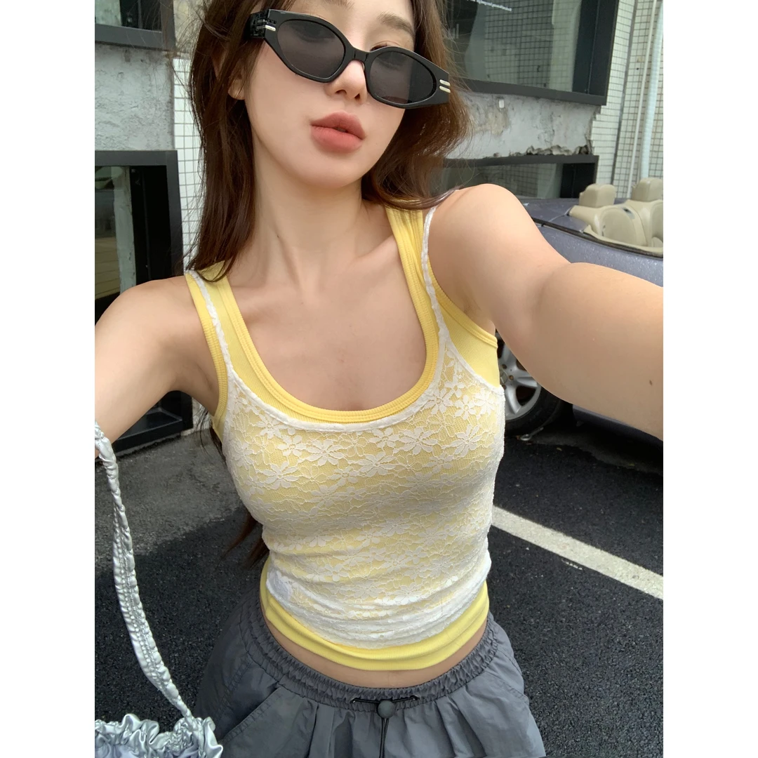 梦优莱韩系辣妹叠穿蕾丝亮色背心套装女夏季新款修身显瘦百搭上衣