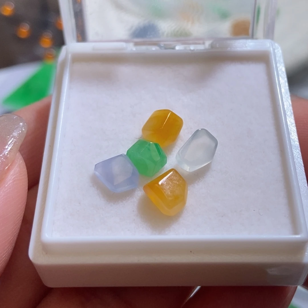 未镶嵌定制翡翠翡翠