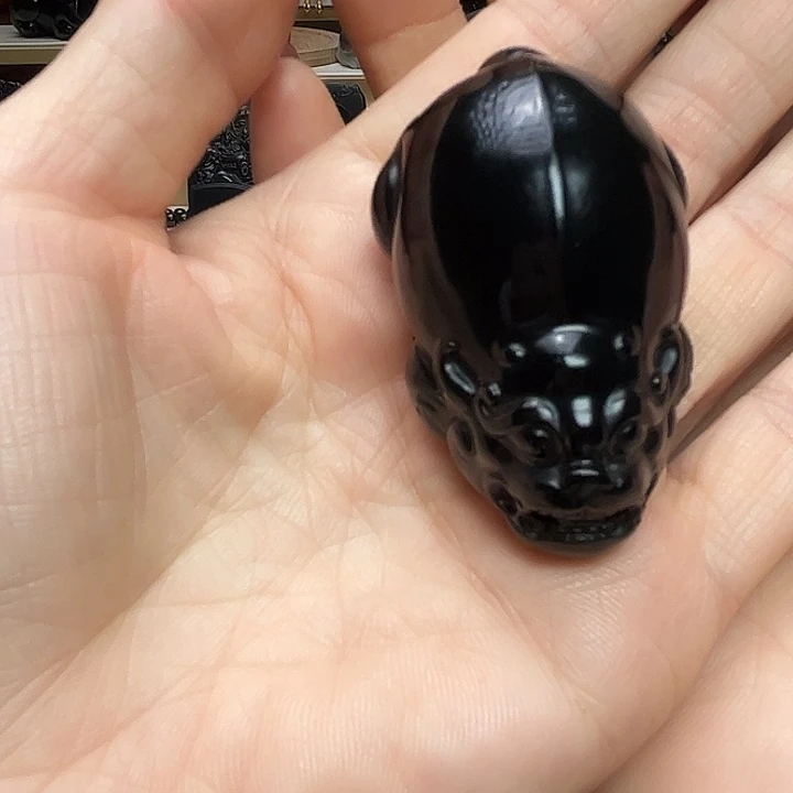 和田玉（墨玉）未镶嵌手链貔貅