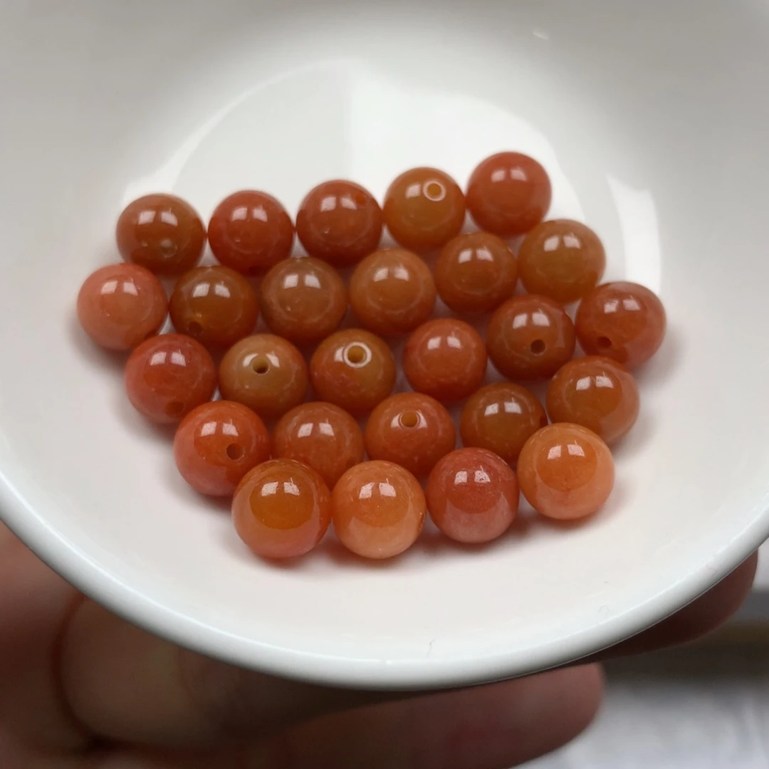 翡翠颈饰未镶嵌卡7➕。红翡珠。25颗。单圈。