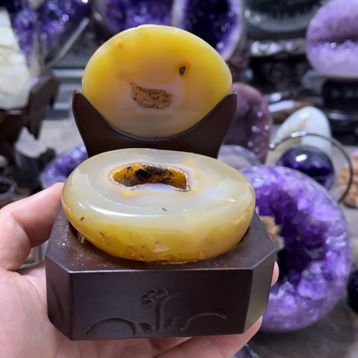 玛瑙/玉髓摆件合金