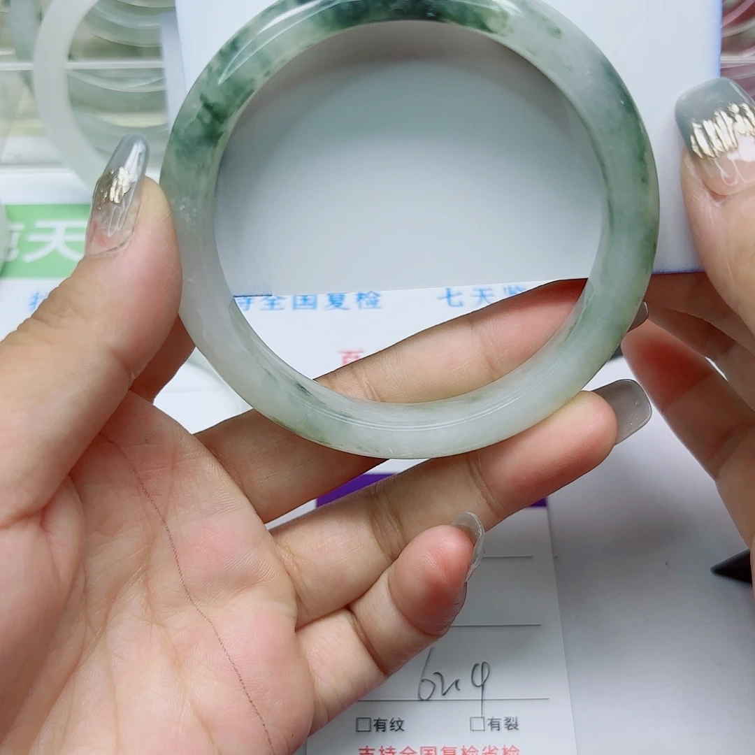 未镶嵌手镯石英质玉69/6362