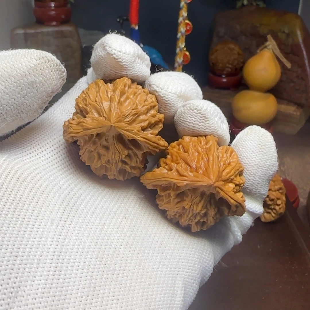 文玩核桃把件丁奔三棱