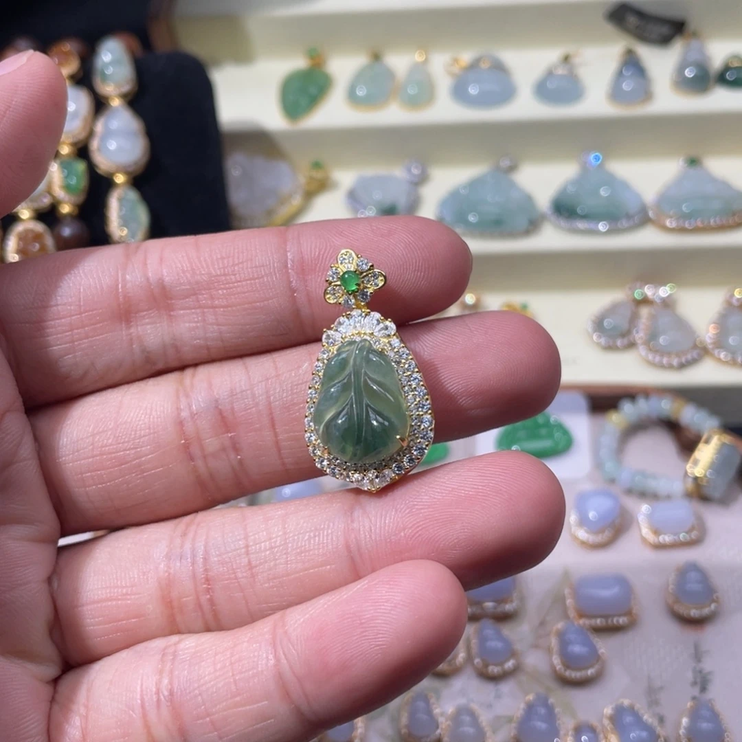 翡翠银S925镶嵌颈饰