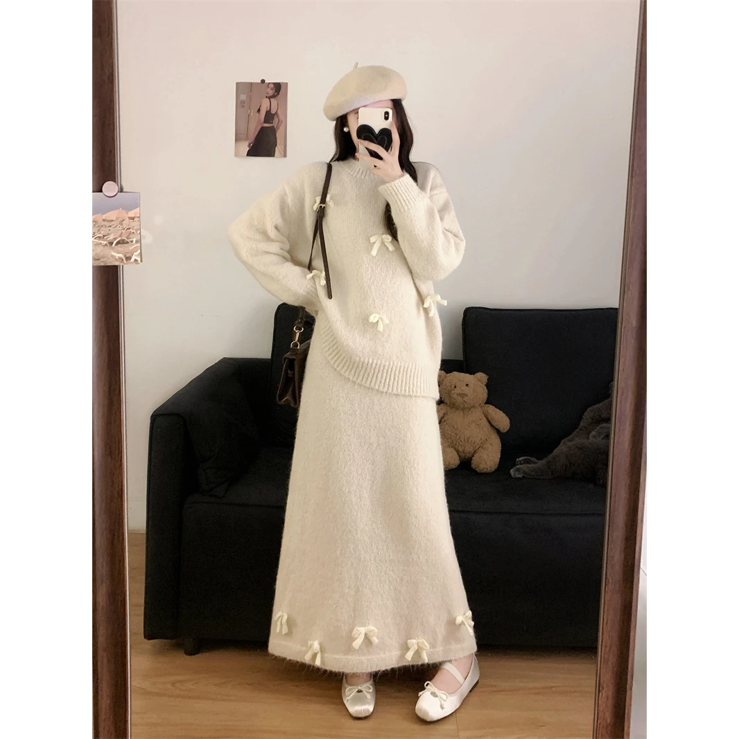 大码女装胖mm秋冬新款蝴蝶结针织圆领宽松毛衣高腰半身裙两件套