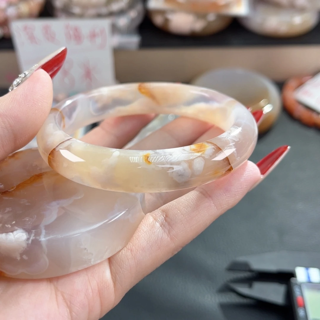 果***果石英质玉未镶嵌手镯58