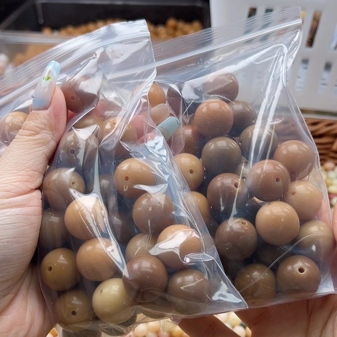 白玉菩提吊坠z微瑕17mm/25颗