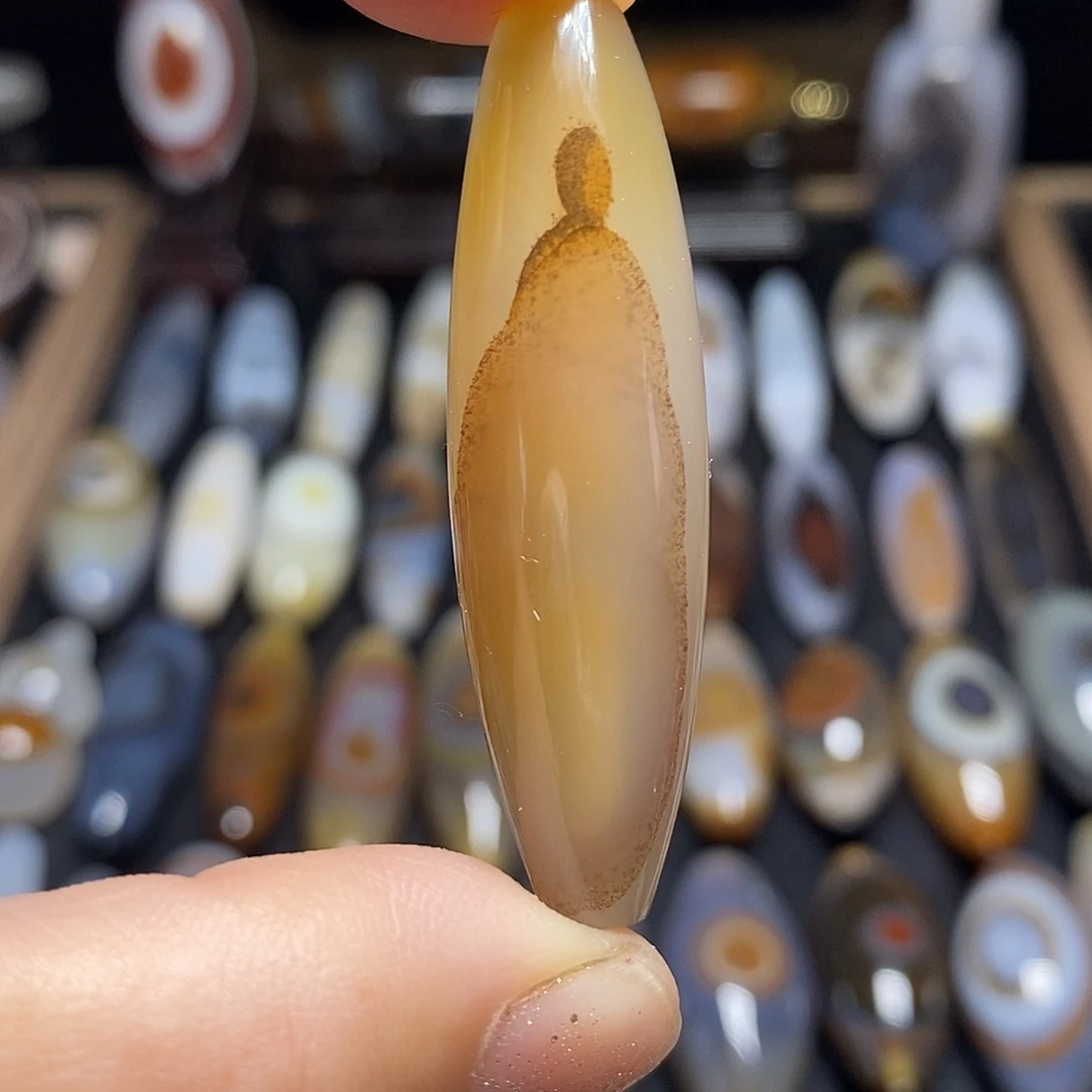 玛瑙/玉髓颈饰未镶嵌