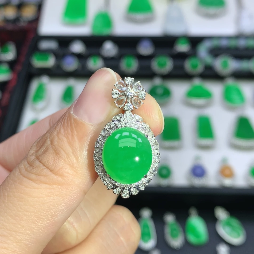 翡翠18K金镶嵌吊坠(不含链)