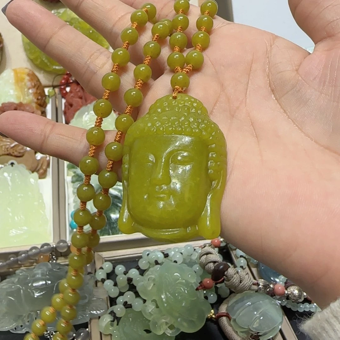 未镶嵌蛇纹石玉吊坠