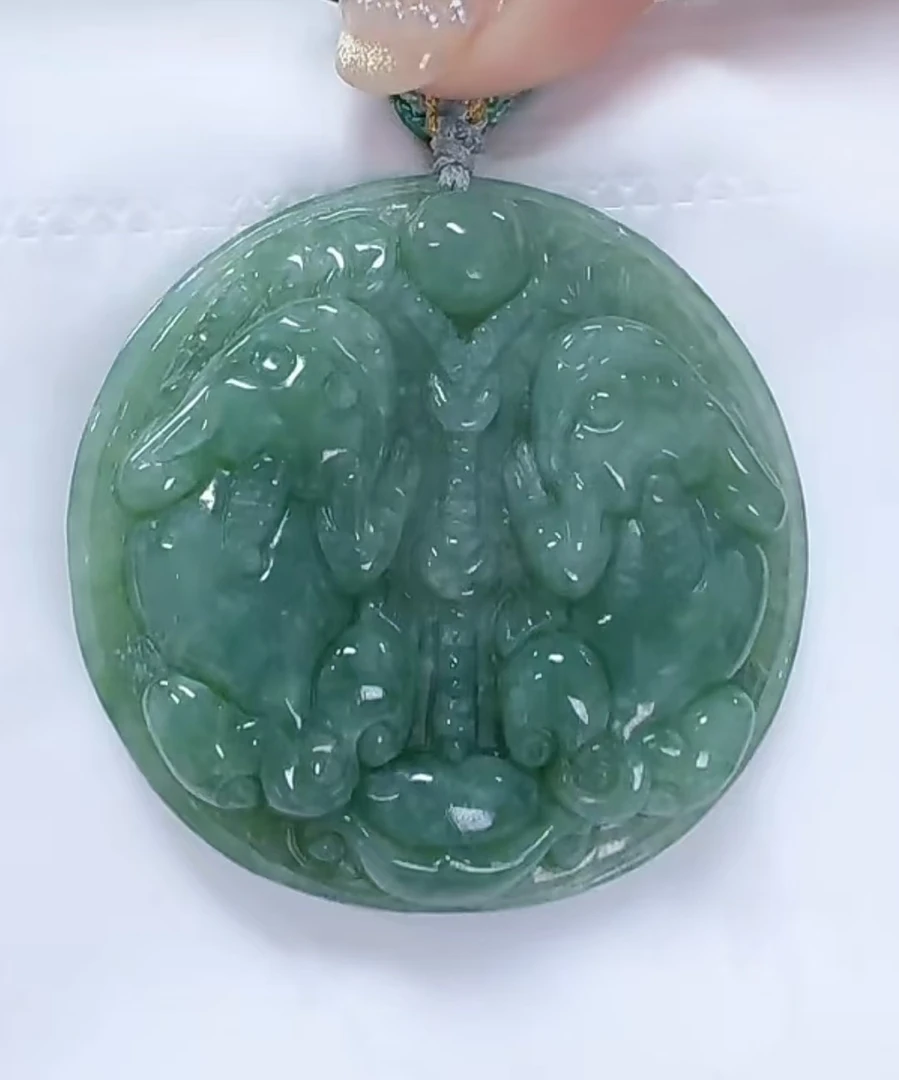 大嫂推荐翡翠A货双貔貅（多样性发货发其一）宽47-50厚10-13送绳