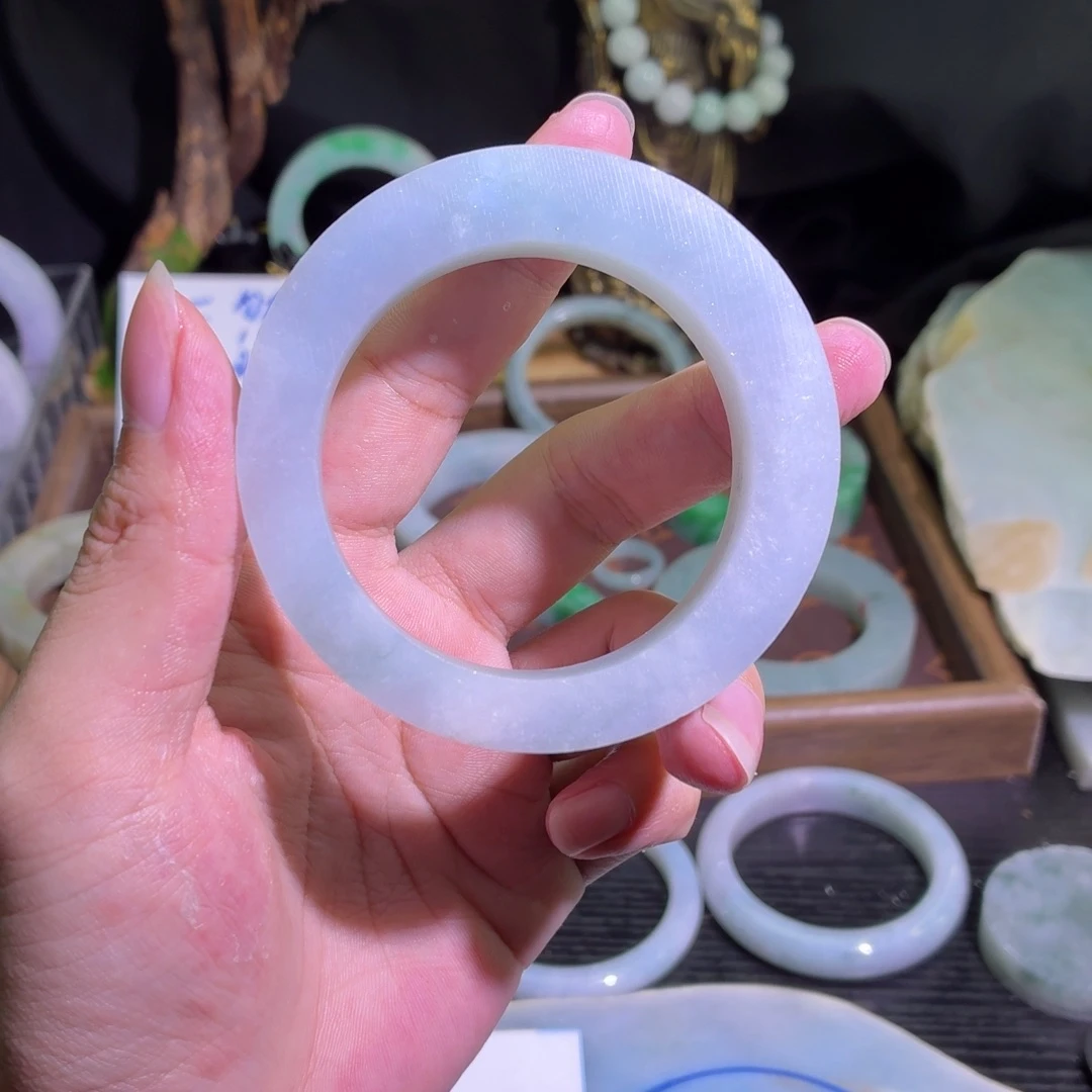 定制翡翠未镶嵌天然翡翠A货毛胚手镯