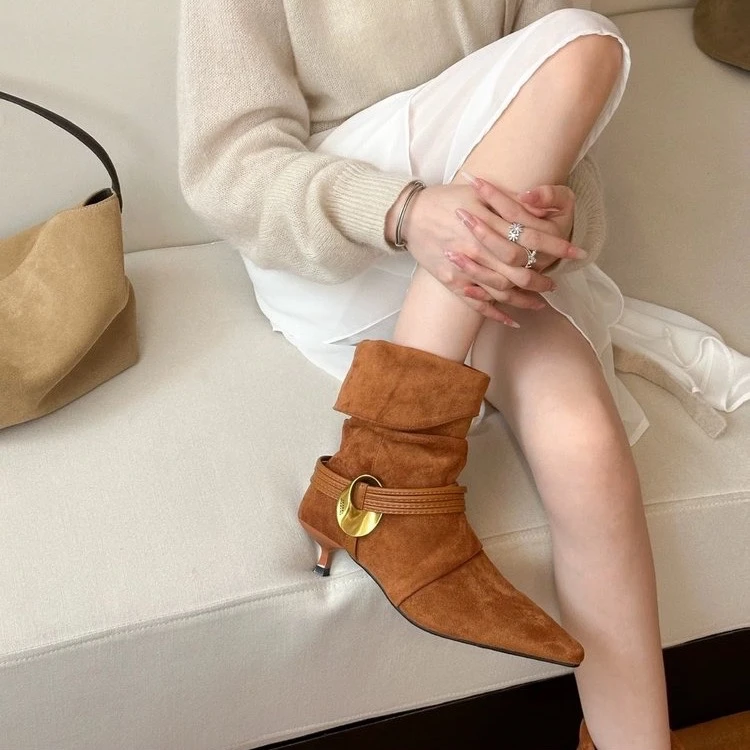 法式网红女复古内增高褶皱堆堆靴女秋冬新款尖头中筒靴不过膝长靴