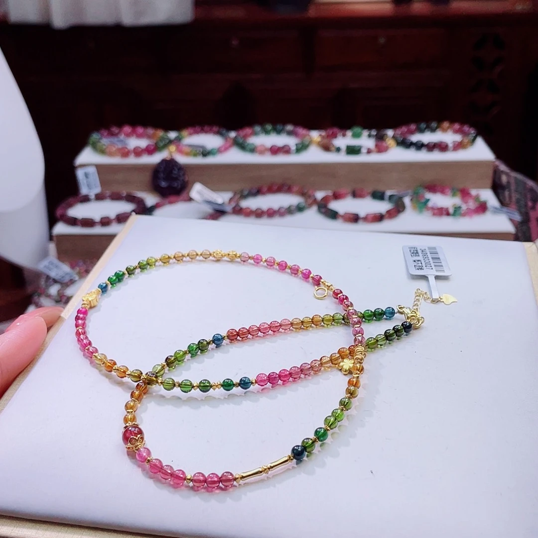 ****境未镶嵌颈饰碧玺多样性发其一