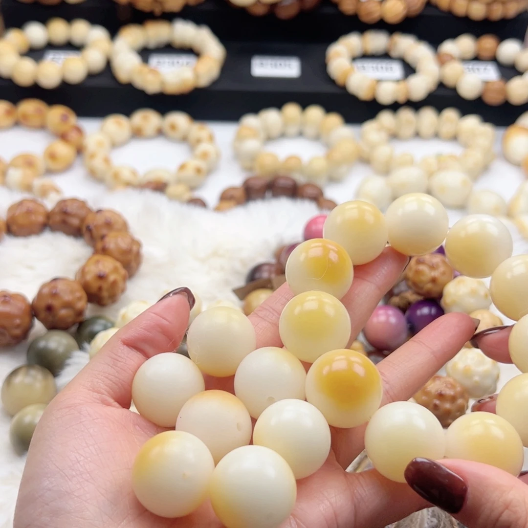 吊坠白玉菩提七*吖23卡干磨菩提馒头做精挑