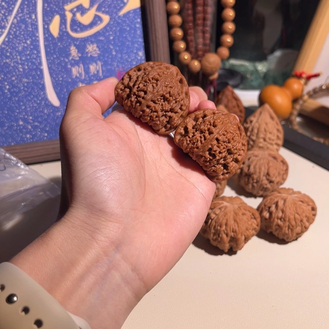 文玩核桃把件40三角疆