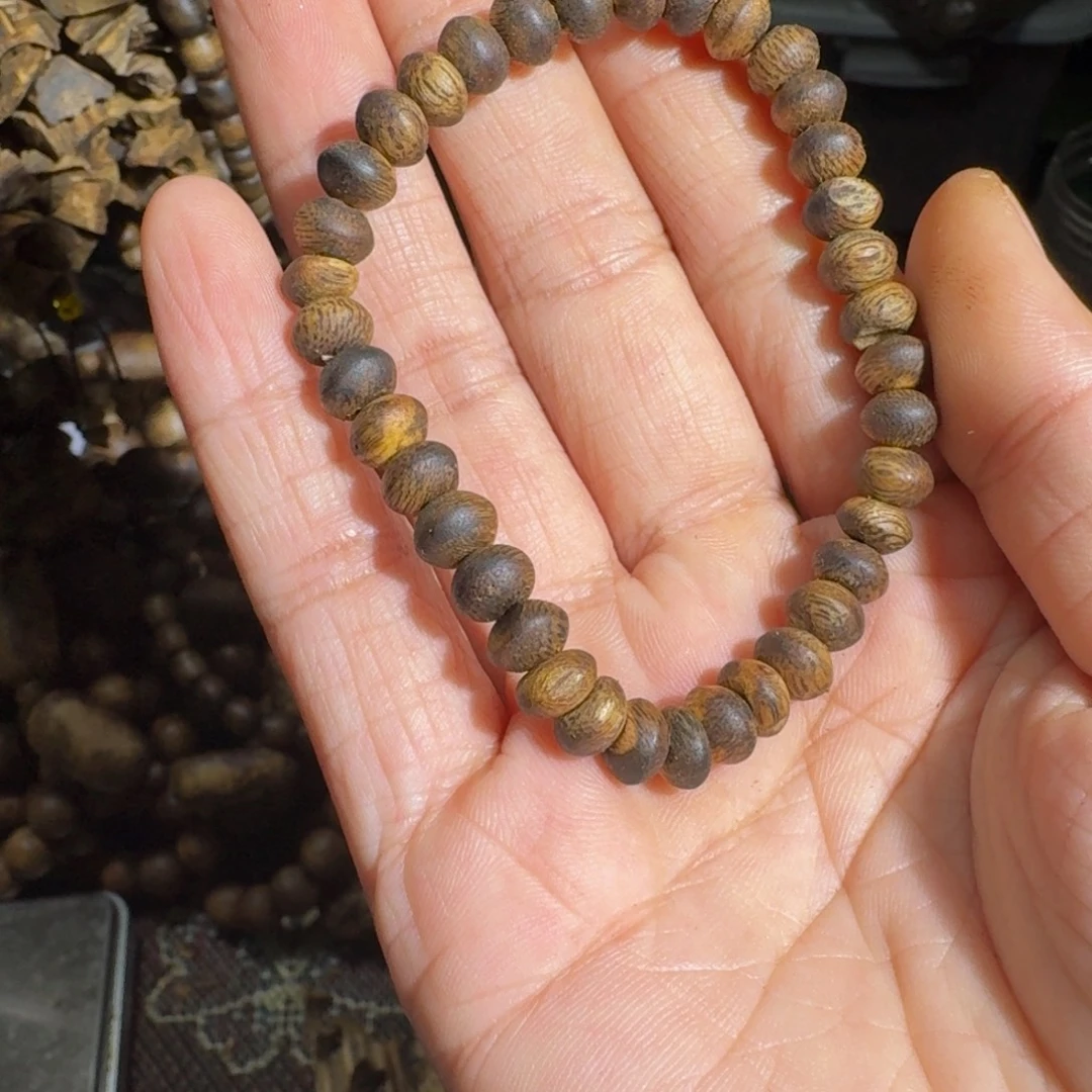 沉香枕沉香海南乌身老料0.7规格4克